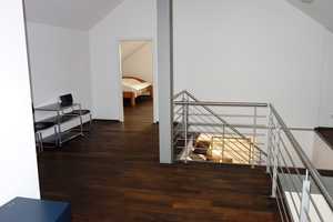 Modernes, hochwertig ausgestattetes EFH inkl. ELW sowie Garage mit 3 Stellplätzen – Heilbronn (Kreis) – Vorschaubild 12