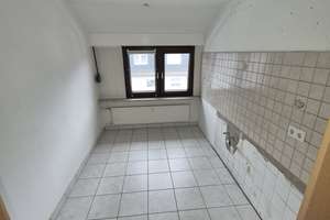 Lebendiger Alltag in Essen: 2,5-Zimmer-Wohnung mit Balkon – Triftstraße 115, 45357 Gerschede, Essen – Vorschaubild 2