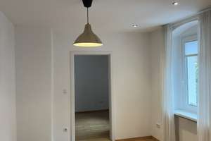 Modernisierte 2,5-Zimmer-Wohnung in Regensburg – 93047 Innenstadt, Regensburg – Vorschaubild 4