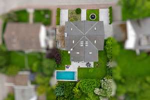 Exklusive Villa mit Pool auf dem Lerchesberg – Die vollständige Adresse der Immobilie erhältst du vom Anbieter., 60598 Sachsenhausen-Süd, Frankfurt am Main – Vorschaubild 24