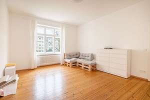 🍀 Wohnen am Schloss Charlottenburg - helle 2 Zi Altbau Wohnung mit gepflegtem Gemeinschaftsgarten – Die vollständige Adresse der Immobilie erhältst du vom Anbieter., 10589 Charlottenburg, Berlin – Vorschaubild 2