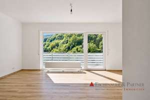 Wohnen mit Weitblick in Heidelberg – stilvoll renovierte Doppelhaushälfte in traumhafter Hanglage – Die vollständige Adresse der Immobilie erhältst du vom Anbieter., 69118 Ziegelhausen, Heidelberg – Vorschaubild 2
