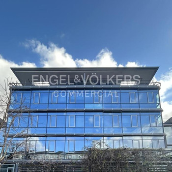 Lichtdurchflutete, moderne Büroflächen in der Oststadt