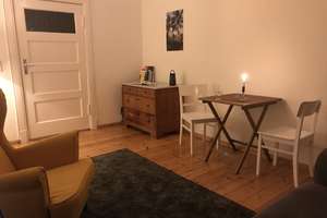 Gepflegte Altbauwohnung mit Balkon | bezugsfrei | provisionsfrei – Herrenhausstraße 9, 12487 Johannisthal, Berlin – Vorschaubild 4