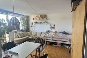 Kapitalanlage mit Charme – Kernsanierte 1-Zimmer-Wohnung & Sonnenbalkon im Szene-Kiez – Reinickendorfer Straße 68, 13347 Berlin – Vorschaubild 1