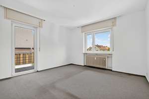 Sonnige 4 Zimmer-Wohnung mit drei Balkonen und viel Raum zur individuellen Gestaltung – Die vollständige Adresse der Immobilie erhältst du vom Anbieter., 76229 Grötzingen, Karlsruhe – Vorschaubild 4