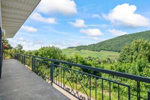 Mehrfamilienhaus am Schloßberg von Badenweiler mit herrlicher Aussicht! – Die vollständige Adresse der Immobilie erhältst du vom Anbieter., 79410 Badenweiler – Vorschaubild 16