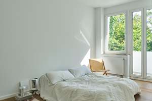 PARKVIEW RESIDENCE Attraktive 2,5-Zimmer-Altbauwohnung mit Parkblick | Hochwertig kernsaniert