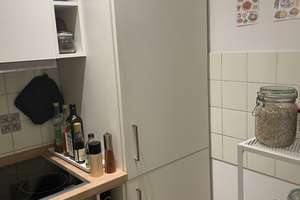 Helles Einzimmer-Apartment mit Loggia und Einbauküche in der Augsburger Innenstadt – Die vollständige Adresse der Immobilie erhältst du vom Anbieter., 86153 Am Schäfflerbach, Augsburg – Vorschaubild 7