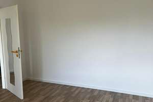 Sanierte Wohnung mit zwei Zimmern und Balkon in Chemnitz – Die vollständige Adresse der Immobilie erhältst du vom Anbieter., 9126 Gablenz, Chemnitz – Vorschaubild 6