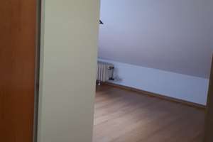 Schöne 2,5-Zimmer Mansardenwohnung mit Einbauküche – Kelheimer Str. X, 51103 Höhenberg, Köln – Vorschaubild 17