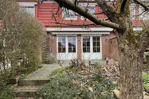 *RESERVIERT* Courtagefreies Reihenmittelhaus mit gehobener Innenausstattung, sehr gepflegt. – Schulweg 39d, 22844 Segeberg (Kreis) – Vorschaubild 2