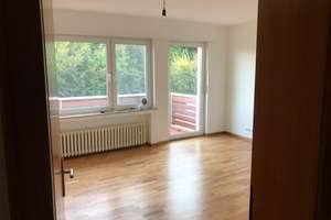 Ruhiges Wohnen am Dellbusch: frisch renovierte, helle 3-Zimmer-Wohnung mit Balkon – Die vollständige Adresse der Immobilie erhältst du vom Anbieter., 42279 Oberbarmen, Wuppertal – Vorschaubild 1