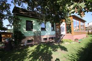 Viel Platz zum Leben – Einfamilienhaus mit Wintergarten und 1.166 m² Grundstück in Zwenkau – 4442 Zwenkau – Vorschaubild 2