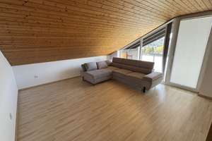 3-Zimmer-Wohnung Dachgeschoss Würzburg Dürrbachau Balkon möbliert – Die vollständige Adresse der Immobilie erhältst du vom Anbieter., 97080 Dürrbachtal, Würzburg – Vorschaubild 3