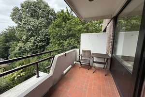 Attraktive Dachgeschosswohnung: Zwei Zimmer in Aachen-Laurensberg – Schlossparkstraße 11, 52072 Laurensberg (Statistischer Bezirk), Aachen – Vorschaubild 2
