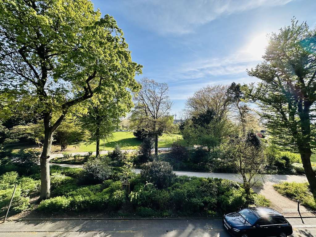 Barrierefreie  3-Zimmer-Wohnung mit Blick auf den Hofgarten