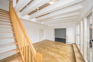 Leipzig-Altlindenau: Helle 6-Zimmer-Maisonette mit 2 Bädern im denkmalgeschützten Altbau – Die vollständige Adresse der Immobilie erhältst du vom Anbieter., 4177 Altlindenau, Leipzig – Vorschaubild 4