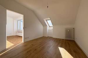Moderne 6-Zimmer-Maisonette auf 2 Ebenen mit 3 Balkonen & großzügigem Grundriss – 40547 Niederkassel, Düsseldorf – Vorschaubild 21