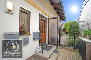 SCHWÖRERHAUS mit 3 Wohneinheiten in LU - Gartenstadt - Wohnen & Investieren – 67067 Gartenstadt, Ludwigshafen am Rhein – Vorschaubild 2