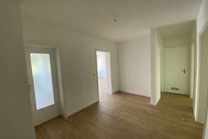 *Attraktive 3-Zimmer-Wohnung mit Balkon in ruhiger Bestlage nahe Nymphenburg* – Kirschäckerweg 20, 81247 Obermenzing, München – Vorschaubild 3