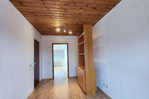 Gepflegte 4,5-Zimmer-Wohnung mit Balkon in ruhigem Mehrfamilienhaus – Reutlingen – Die vollständige Adresse der Immobilie erhältst du vom Anbieter., 72762 Reutlingen-Mitte, Reutlingen – Vorschaubild 20