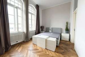 2 Zimmer | ca. 71 m² | Westbalkon | En-Suite-Bad | hochwertig möbliert | B-Charlottenburg – Die vollständige Adresse der Immobilie erhältst du vom Anbieter., 14059 Charlottenburg, Berlin – Vorschaubild 9