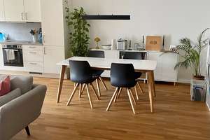 Leben am Wasser in extravaganter Lage - Großzügige 2-Zimmer-Wohnung – Julienne-Trouet-Platz 25, 30453 Limmer, Hannover – Vorschaubild 2