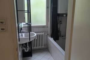 Helle 4-Zimmer-Wohnung in Würzburg - Sanderau mit Altbauchcharme – Königsberger Straße 34, 97072 Sanderau, Würzburg – Vorschaubild 13