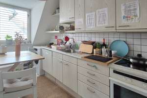 Urbanes Investment mit Aussicht: Charmante 3-Zimmer-Maisonette im Herzen von Reutlingen – Die vollständige Adresse der Immobilie erhältst du vom Anbieter., 72764 Reutlingen-Mitte, Reutlingen – Vorschaubild 4