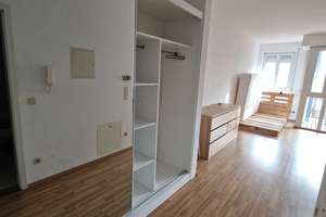 1-Zimmer Wohnung mit Balkon in München-Bogenhausen – Die vollständige Adresse der Immobilie erhältst du vom Anbieter., 81927 Englschalking, München – Vorschaubild 3