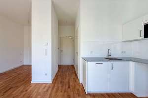 4,3% Rendite - Sonnige 1-Zimmerwohnung in Charlottenburg - Kapitalanlagewohnung! – Osnabrücker Straße 27, 10589 Charlottenburg, Berlin – Vorschaubild 9