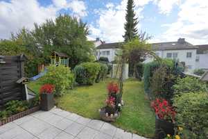 Sehr gepflegtes Reihenhaus mit gemütlichem Garten und Garage in schöner Coburger Stadtrandlage – Coburg – Vorschaubild 15