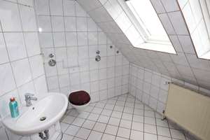 Solides Zweifamilienhaus (1995) in Meiendorf – Die vollständige Adresse der Immobilie erhältst du vom Anbieter., 22145 Rahlstedt, Hamburg – Vorschaubild 7