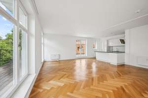 Stilvolles Penthouse in privilegierter Parklage. – Die vollständige Adresse der Immobilie erhältst du vom Anbieter., 14052 Westend, Berlin – Vorschaubild 5