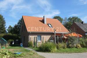 Pferdefreunde aufgepasst - neuwertiges Haus, Stall und Halle im schönen Wendland – Die vollständige Adresse der Immobilie erhältst du vom Anbieter., 29491 Prezelle – Vorschaubild 4