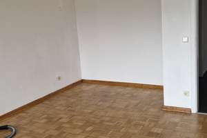 sonnige 42 qm  1.Zimmer Wng. , Wolfenbütteler Str., 38102 BS, verfügbar nach Absprache – Wolfenbütteler Str. ?, 38102 Viewegsgarten-Bebelhof, Braunschweig – Vorschaubild 4