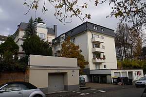 2 Zimmer Altbauwohnung mit Wintergarten Nähe Walkmühltalanlagen – Walkmühlstraße 25, 65195 Nordost, Wiesbaden – Vorschaubild 1