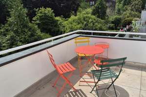 Traumhafte 2,5 -Zimmer-Wohnung mit Wohnküche + Südbalkon
