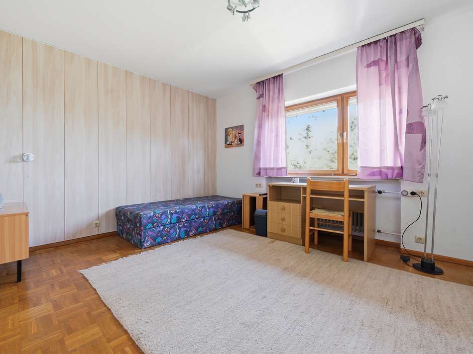 Schlafzimmer (OG)