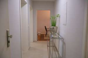 Möblierte Zweizimmer-Wohnung mit Balkon in Mönchengladbach Nord – Die vollständige Adresse der Immobilie erhältst du vom Anbieter., 41061 Gladbach, Mönchengladbach – Vorschaubild 4