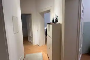Schicke 3 Zimmer im Westend - Erdgeschoss - schick saniertes Bad! – Yorckstraße 7, 65195 Wiesbaden – Vorschaubild 3