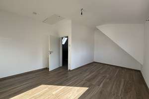 Bezugsfreie 2-ZKB-Maisonette mit hochwertiger Ausstattung & KFZ-Stellplatz – 68229 Friedrichsfeld, Mannheim – Vorschaubild 12
