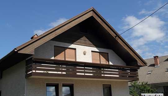 Bild von Stilvolles Einfamilienhaus mit Wintergarten und großzügiger Terrasse