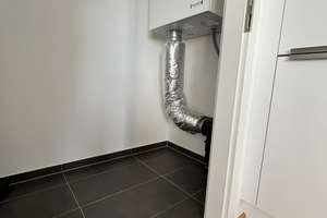 Wunderbare, sehr moderne 2-Raum-Wohnung mit gehobener Innenausstattung mit EBK in Ingolstadt – Theodor-Heuss-Straße 24, 85055 Nordost, Ingolstadt – Vorschaubild 11