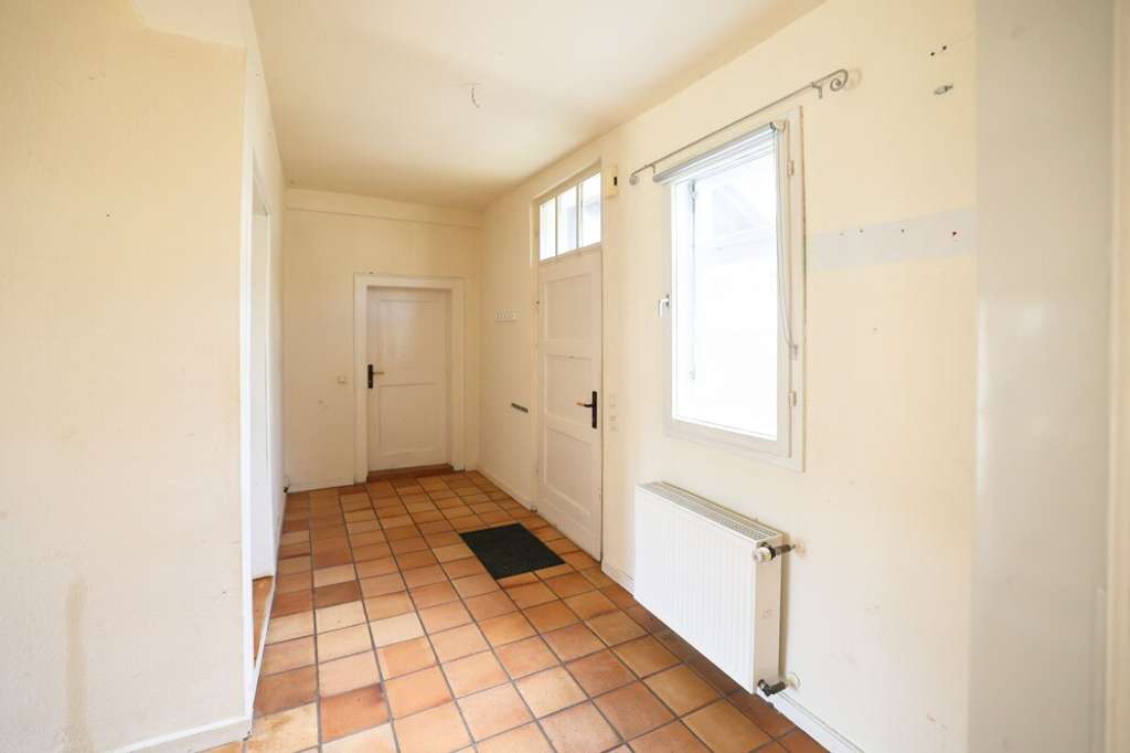 Immobilie in Frücht - Das Haus des Freiherrn vom Stein - Wohnhaus mit Scheune und Garten in ländlicher Lage in Frücht - Bild 4