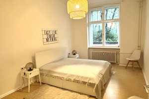 Frisch renovierte, möblierte 2-Zimmer-Souterrain-Wohnung in Berlin Steglitz – Gutsmuthsstraße 18, 12163 Berlin – Vorschaubild 1