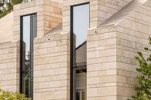 Architektonisches Highlight: Villa mit edelster Ausstattung und Traumgarten