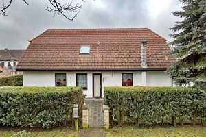 AUCH FÜR ZWEI FAMILIEN: WOHNHAUS MIT DOPPELHAUSCHARAKTER + EINBAUKÜCHEN + GARAGE + DOPPELCARPORT – Parchim (Kreis) – Vorschaubild 23