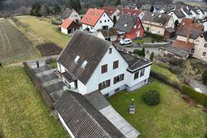 Schönaich: charmantes Einfamilienhaus in traumhafter Feldrandlage, von privat an privat – Die vollständige Adresse der Immobilie erhältst du vom Anbieter., 71101 Schönaich – Vorschaubild 4